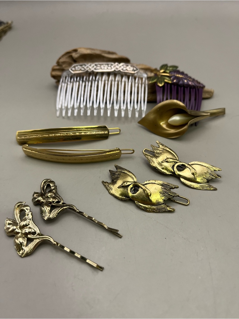Vintage Hair Accessories Lot 9 Pc | Gold Tone Barrettes Hair Combs Bobby Pins |